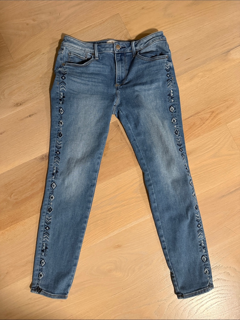 Driftwood Jackie High Rise Skinny Jeans Aztec Embroidered Side Tape 27